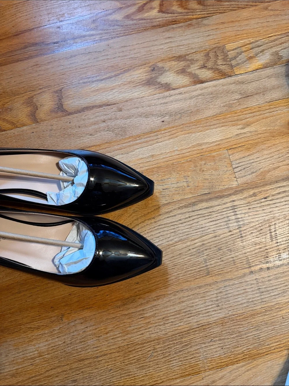 Black/Red Patent Pointed Toe Women's Flats NWOT-tried on.